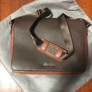 Robert Graham Bags - Robert Graham WALDEN LEATHER MESSENGER BAG Robert Graham Bags - Robert Graham WALDEN LEATHER MESSENGER BAG